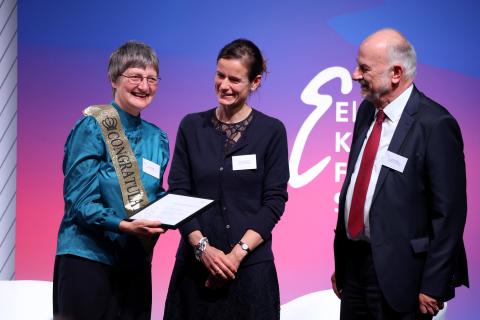 Sister Rita Schiffer receives the EKFS award 2022