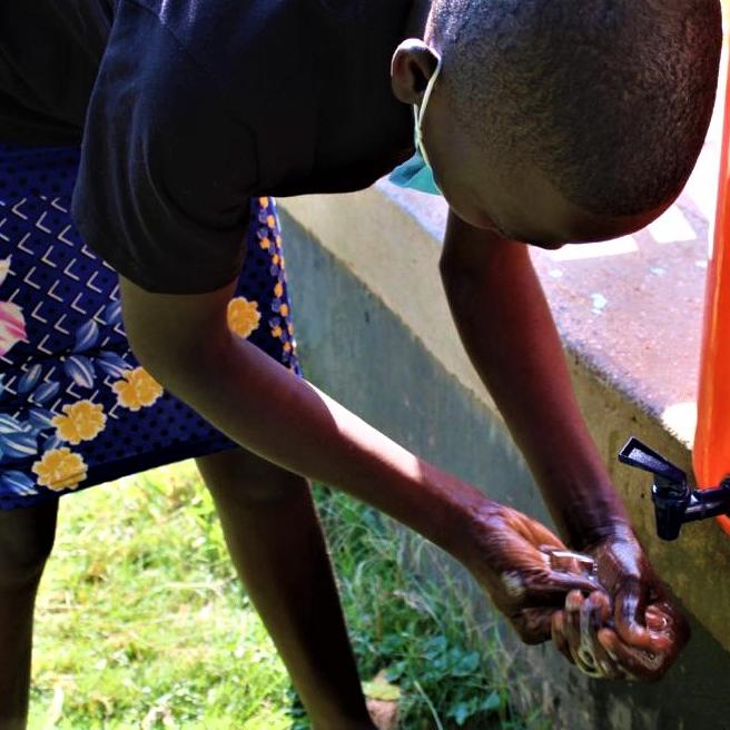 Handwashing in Ang'iya to prevent the spread of COVID-19